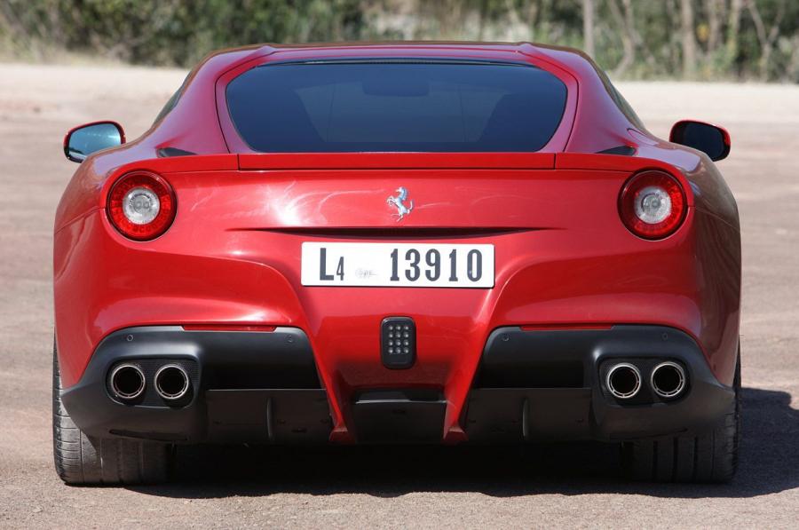  Ferrari F12berlinetta 2012 года  (фото 48 из 104)